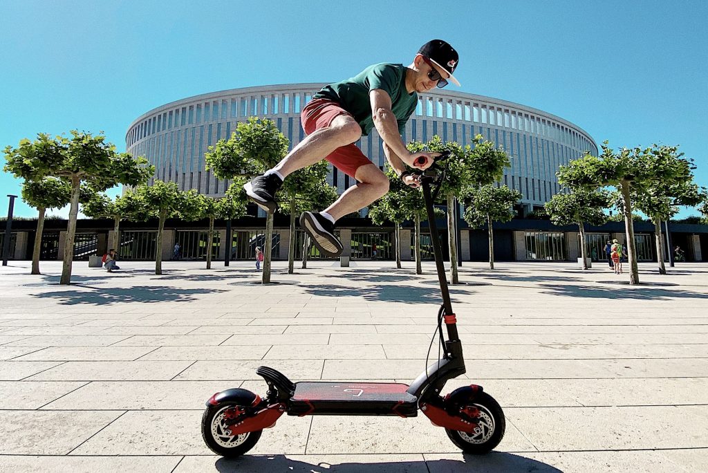 Xiaomi vs Ninebot: comparativa de patinetes electricos 2026