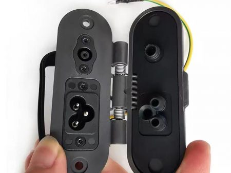 Puerto de carga Max G30