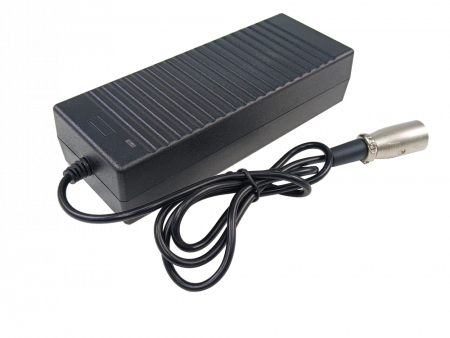 Cargador de Batería Conector XLR 3Pin 42V 2A