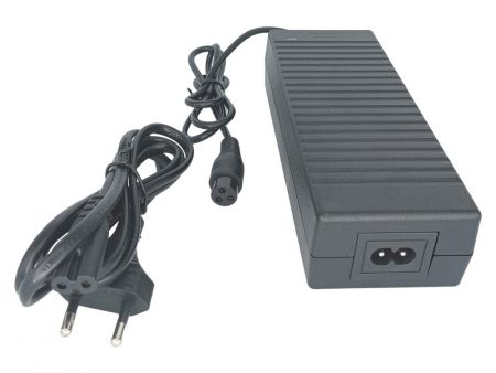 Cargador Zrino/Zcougar 54.6V 2A GX16(Batería 48V）